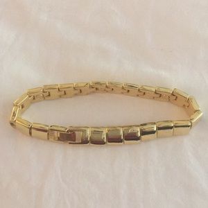 Gold Bracelet 7.5” chain style